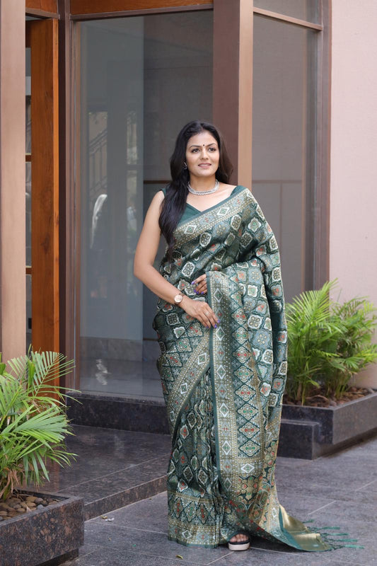 Soft Silk Saree With Jacquard Work And Woven Fabric Blouse