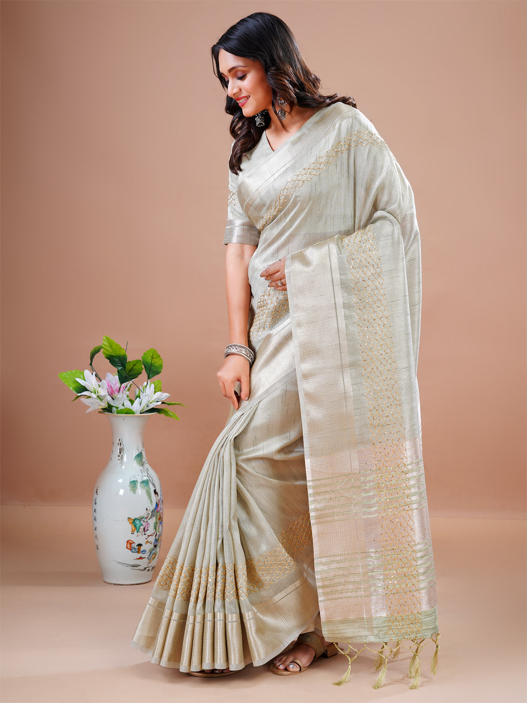 Pista Green Sequins Jacquard Work Heavy Border Rich Pallu With Tassel Wedding Saree